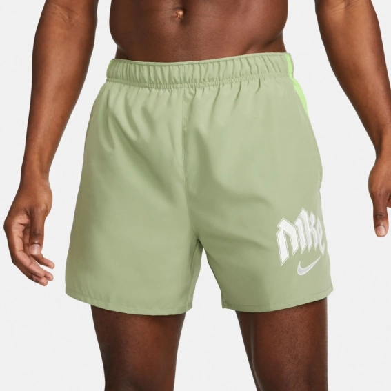 Шорти чоловічі Nike Dri-Fit Division Challenger 5 Brief-Lined Running Green DX0837-386 фото 2 — інтернет-магазин Tapok
