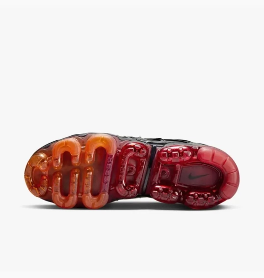 Кросівки чоловічі Nike Vapormax Plus  CV1645-001 44 CV1645-001 фото 2 — інтернет-магазин Tapok