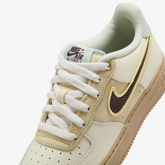 Кроссовки детские Nike Air Force 1 Lv8 (Gs) Beige HQ3473-122 фото 7 — интернет-магазин Tapok