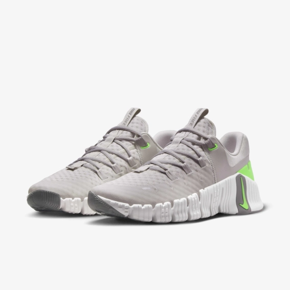 Кросівки чоловічі Nike Free Metcon 5 Grey DV3949-002 фото 5 — інтернет-магазин Tapok