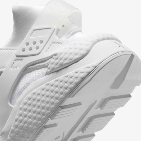 Кросівки чоловічі Nike Air Huarache White DD1068-102 фото 8 — інтернет-магазин Tapok