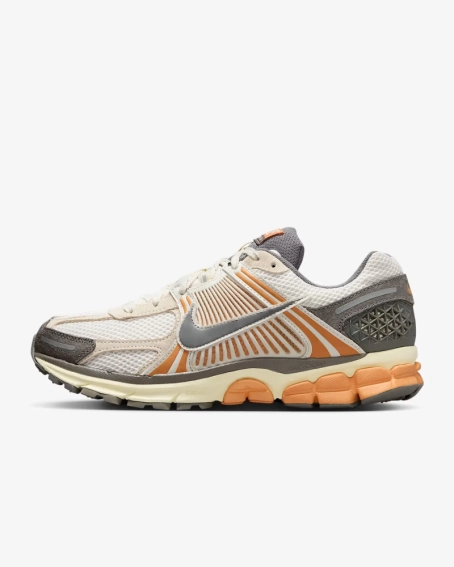 Кросівки Nike ZOOM VOMERO 5 IB7469-030 фото 1 — інтернет-магазин Tapok