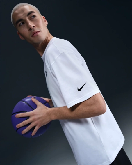 Футболка Nike KB U NK TEE BETTERMENTAL HJ3318-100 фото 2 — интернет-магазин Tapok