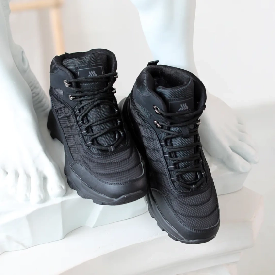 Кроссовки мужские влагостойкие на меху 593377 Черные фото 13 — интернет-магазин Tapok