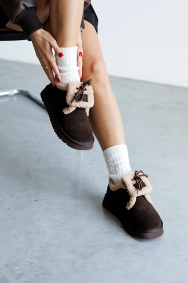 Угги жіночі замшеві низькі на хутрі 593401 Коричневі фото 11 — інтернет-магазин Tapok