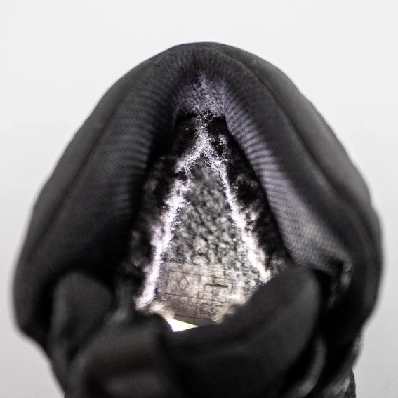 Кросівки чоловічі вологостійкі на хутрі 593418 Чорні фото 6 — інтернет-магазин Tapok