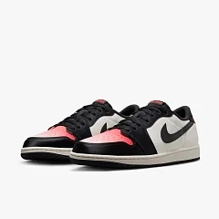 Кросівки Nike AIR JORDAN 1 RETRO LOW OG PSG HF8828-100 фото 2 — інтернет-магазин Tapok
