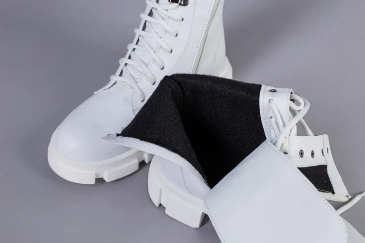 Черевики жіночі шкіряні білі на шнурках і з замком на байку фото 16 — інтернет-магазин Tapok