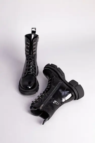 Ботинки женские кожа наплак черные на шнурках и с замком зимние фото 9 — интернет-магазин Tapok
