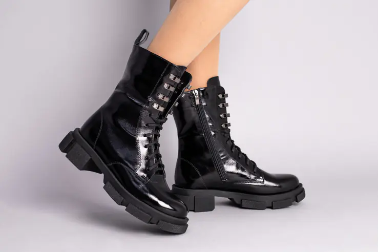 Ботинки женские кожа наплак черные на шнурках и с замком зимние фото 10 — интернет-магазин Tapok