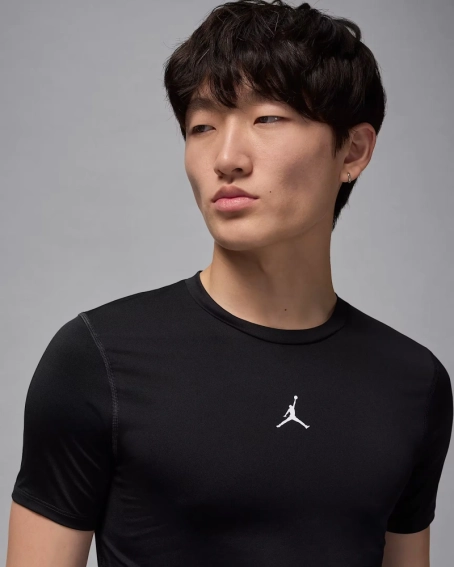 Футболка Джордан M DF SPRT SS COMP TOP HV4099-010 фото 3 — интернет-магазин Tapok