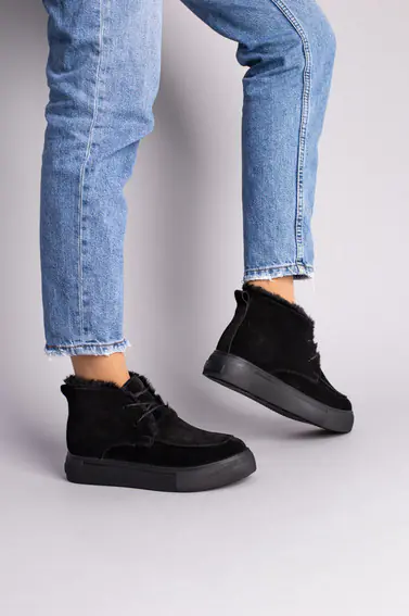 Ботинки женские замшевые черные на шнурках зимние фото 3 — интернет-магазин Tapok