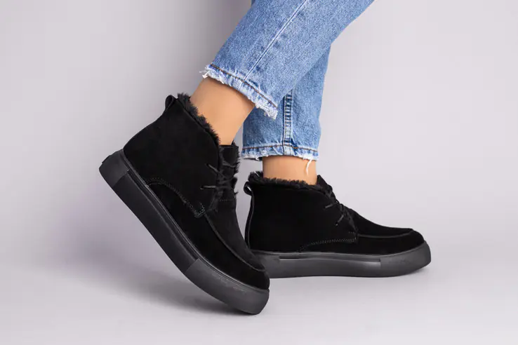 Ботинки женские замшевые черные на шнурках зимние фото 10 — интернет-магазин Tapok