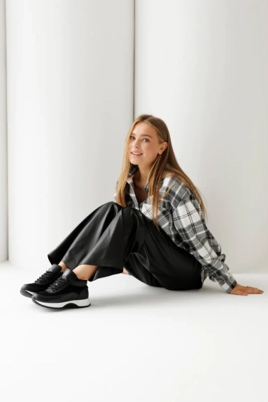 Кроссовки женские кожа и замша на меху 592731 Черные фото 16 — интернет-магазин Tapok