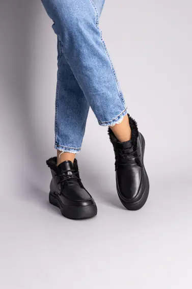 Ботинки женские кожаные черные на шнурках зимние фото 4 — интернет-магазин Tapok