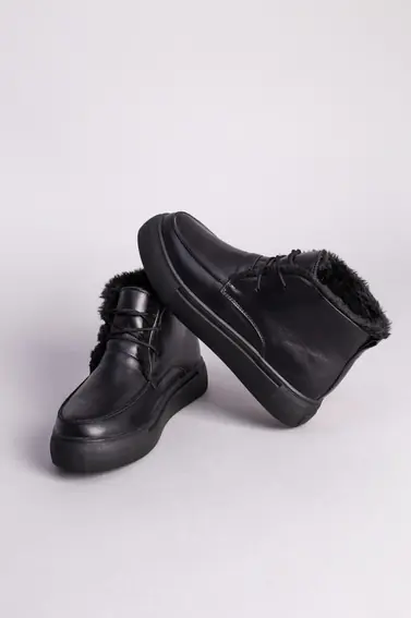 Ботинки женские кожаные черные на шнурках зимние фото 8 — интернет-магазин Tapok