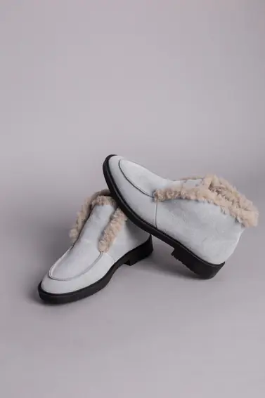 Жіночі замшеві черевики сірі фото 8 — інтернет-магазин Tapok