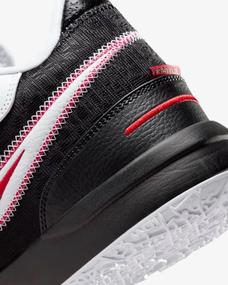 Кроссовки FJ1566-100 Nike FJ1566-100 фото 8 — интернет-магазин Tapok