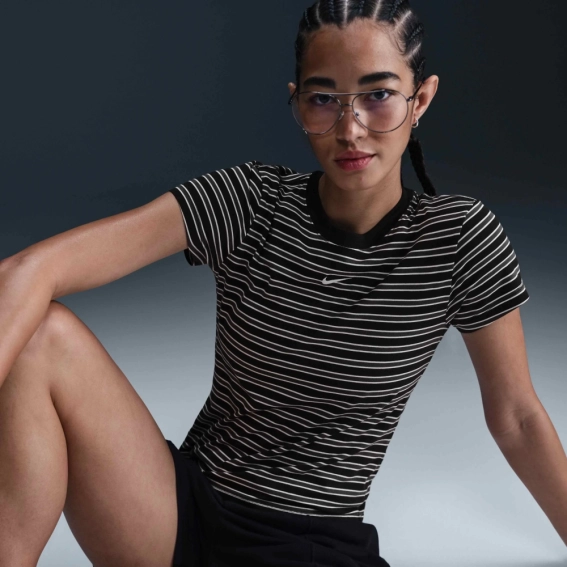 Футболка HF9524-010 Nike HF9524-010 фото 2 — інтернет-магазин Tapok