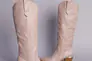 Сапоги женские кожаные бежевого цвета на небольшом каблуке на байке Фото 6