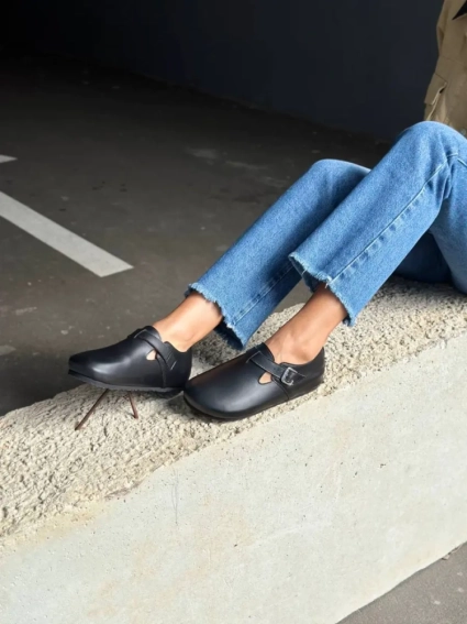 Клоги женские кожаные черного цвета закрыты на меху. фото 7 — интернет-магазин Tapok