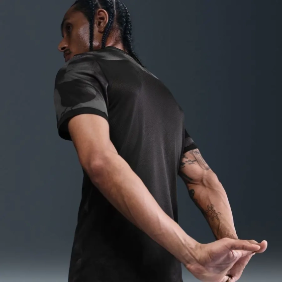 Футболка Nike M DF ACD+ TOP SS GX HJ4239-010 фото 2 — інтернет-магазин Tapok