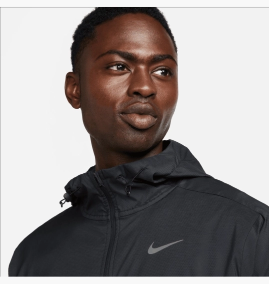 Куртка мужская Nike Windrunner Black FB7540-010 фото 5 — интернет-магазин Tapok