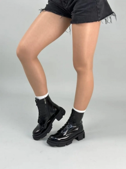 Черевики жіночі шкіра наплак чорні на шнурках і з замком фото 11 — інтернет-магазин Tapok