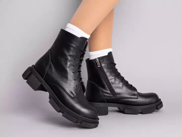 Ботинки женские кожаные черные на шнурках и с замком фото 8 — интернет-магазин Tapok