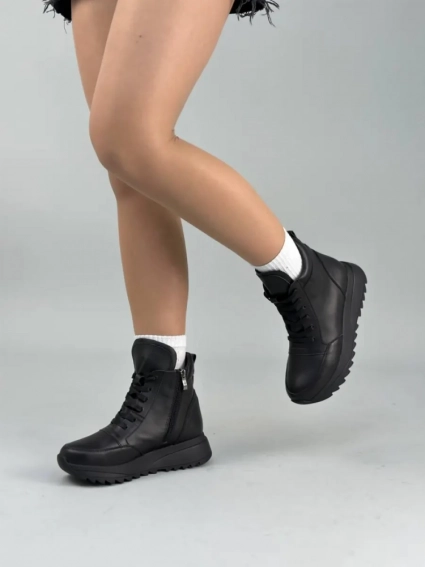 Ботинки женские кожаные черные на шнурках и с замком фото 9 — интернет-магазин Tapok