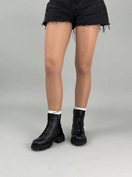 Черевики жіночі шкіряні чорні на шнурках і з замком фото 10 — інтернет-магазин Tapok