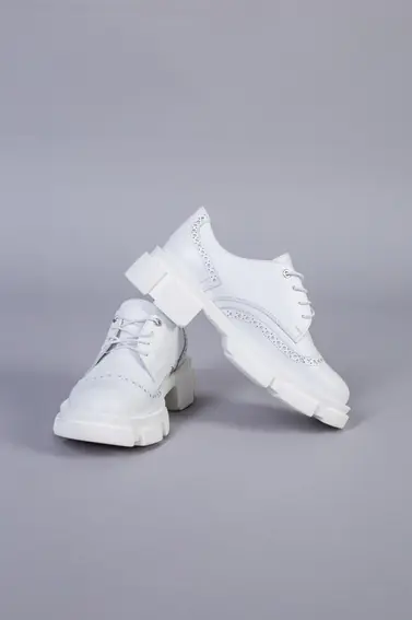 Туфлі жіночі шкіряні білі на шнурках фото 13 — інтернет-магазин Tapok