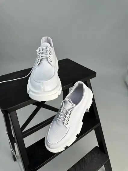Туфли женские кожаные белые на шнурках без каблука фото 12 — интернет-магазин Tapok
