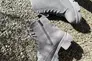 Ботинки женские замшевые серого цвета на шнурках и с замком Фото 21