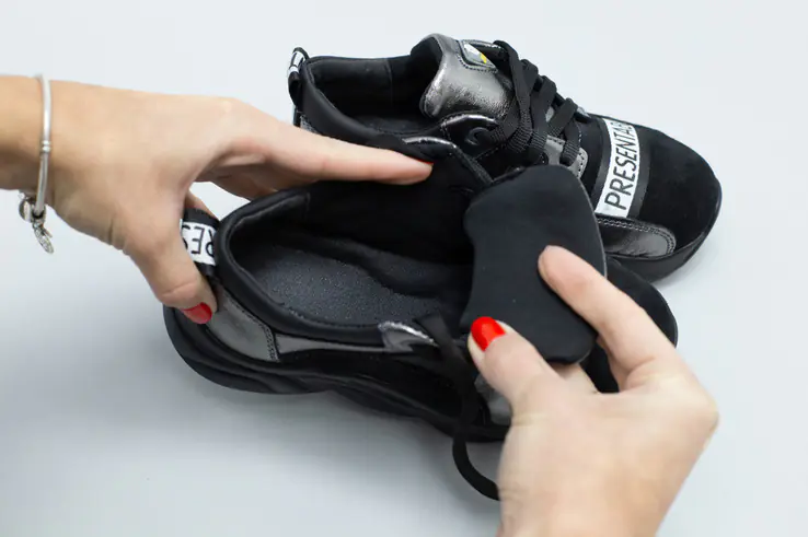 Кросівки для дівчинки із замші та шкіри колір чорний і нікель фото 6 — інтернет-магазин Tapok