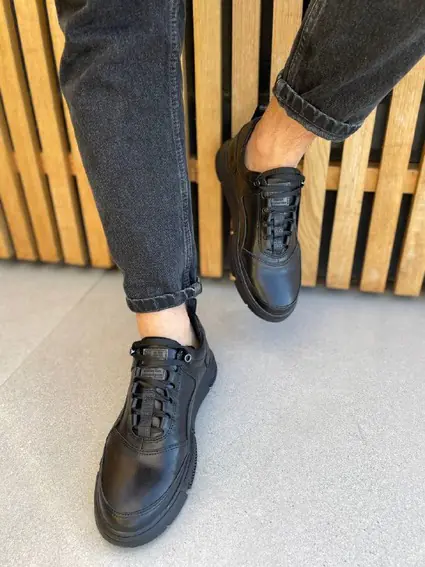 Кроссовки мужские кожаные черные на черной подошве фото 5 — интернет-магазин Tapok