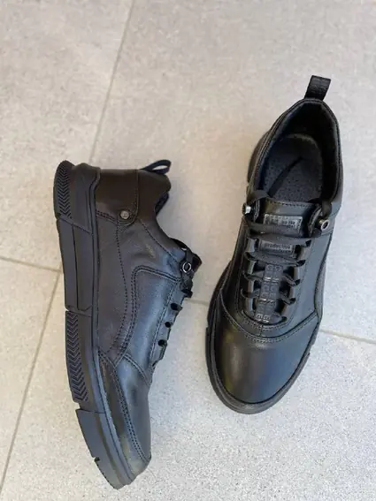 Кросівки чоловічі шкіряні чорні на чорній підошві фото 14 — інтернет-магазин Tapok