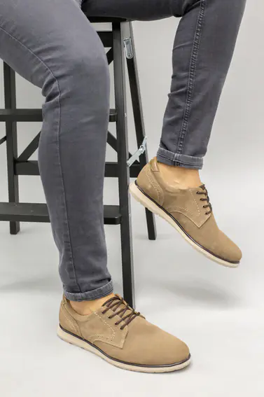 Чоловічі бежеві замшеві туфлі на шнурках фото 6 — інтернет-магазин Tapok