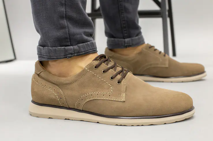 Мужские бежевые замшевые туфли на шнурках фото 9 — интернет-магазин Tapok