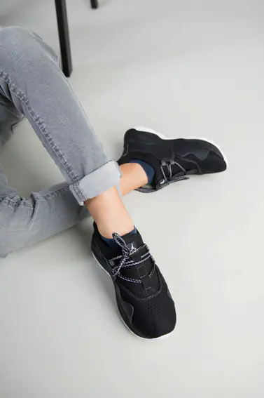 Черные кожаные кроссовки с вставками сетки для мальчика фото 9 — интернет-магазин Tapok