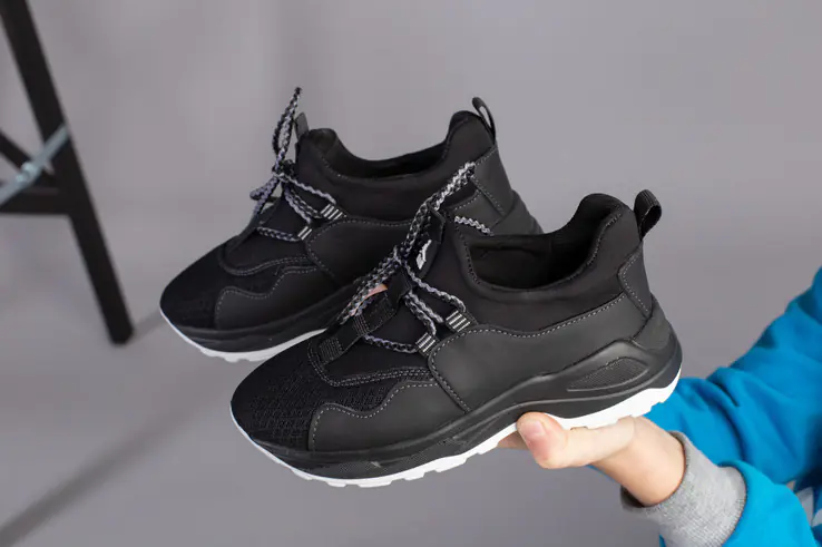 Чорні шкіряні кросівки з вставками сітки для хлопчика фото 13 — інтернет-магазин Tapok