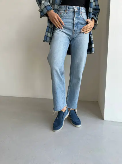 Лофери жіночі замшеві кольору джинс фото 4 — інтернет-магазин Tapok
