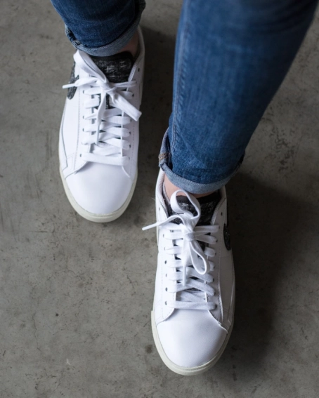 Кроссовки Nike Blazer Low SE DA4934-100 фото 2 — интернет-магазин Tapok