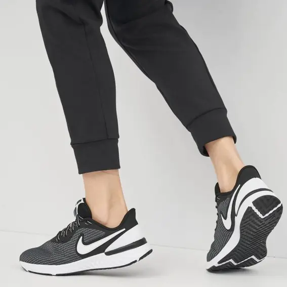 Кросівки Nike W  REVOLUTION 5 EXT CZ8590-002 фото 2 — інтернет-магазин Tapok