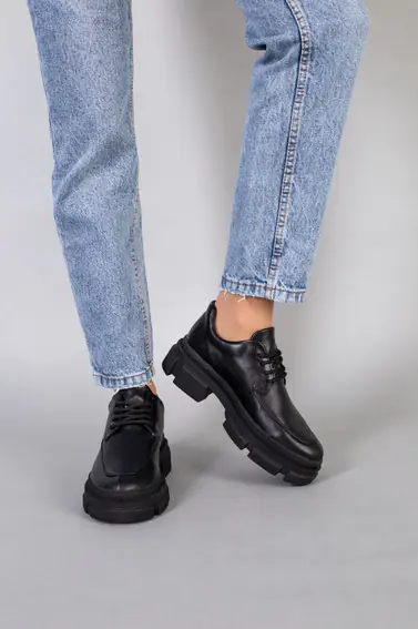 Туфли женские кожаные черного цвета на шнурках фото 4 — интернет-магазин Tapok