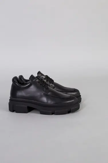 Туфлі жіночі шкіряні чорного кольору на шнурках фото 10 — інтернет-магазин Tapok