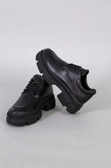 Туфлі жіночі шкіряні чорного кольору на шнурках фото 12 — інтернет-магазин Tapok