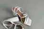 Босоножки женские кожаные белого цвета на каблуке Фото 15
