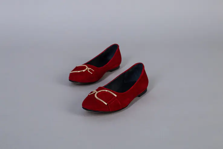 Балетки женские велюровые красные фото 9 — интернет-магазин Tapok