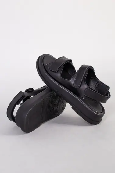 Босоножки женские кожаные черные на липучке фото 10 — интернет-магазин Tapok